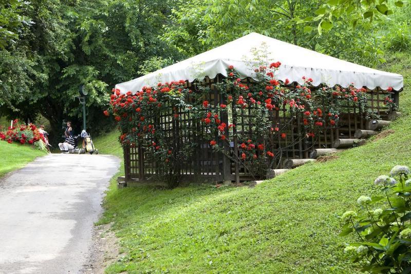 Hostellerie Du Golf Pecetto Eksteriør billede